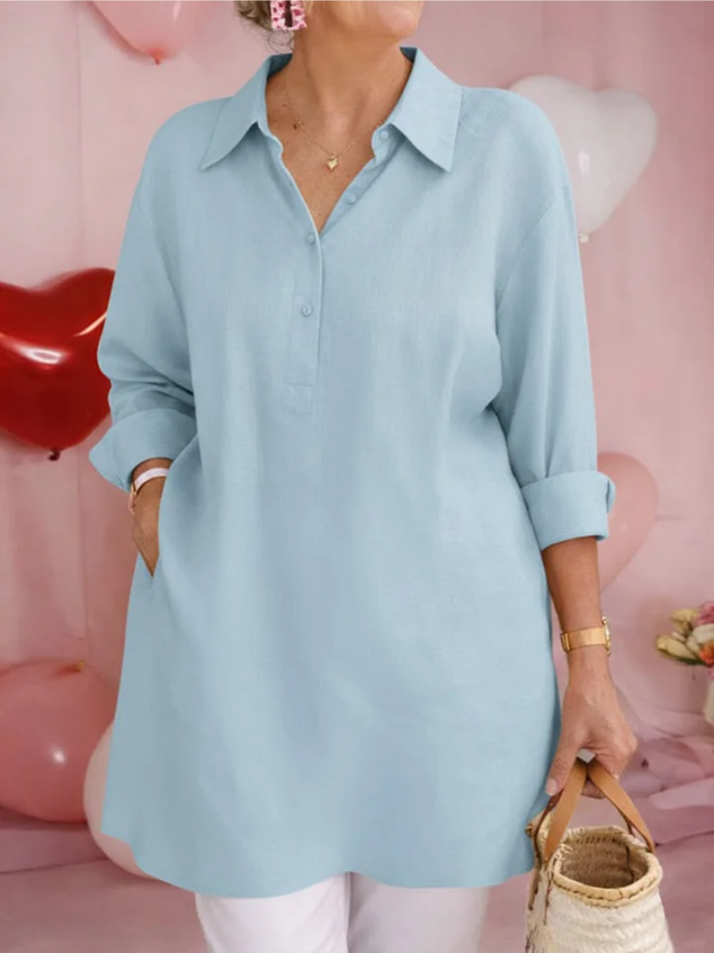 Laura – Bluse med krave og knaplukning