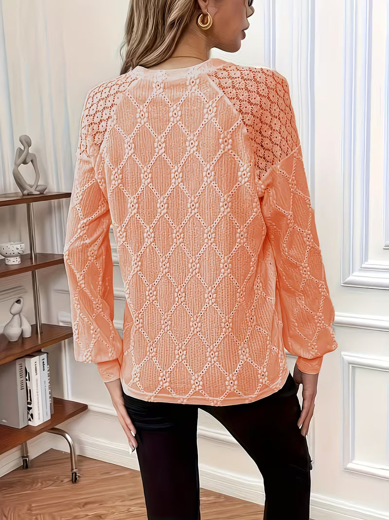 Livia – Bluse med mønster og lange ærmer