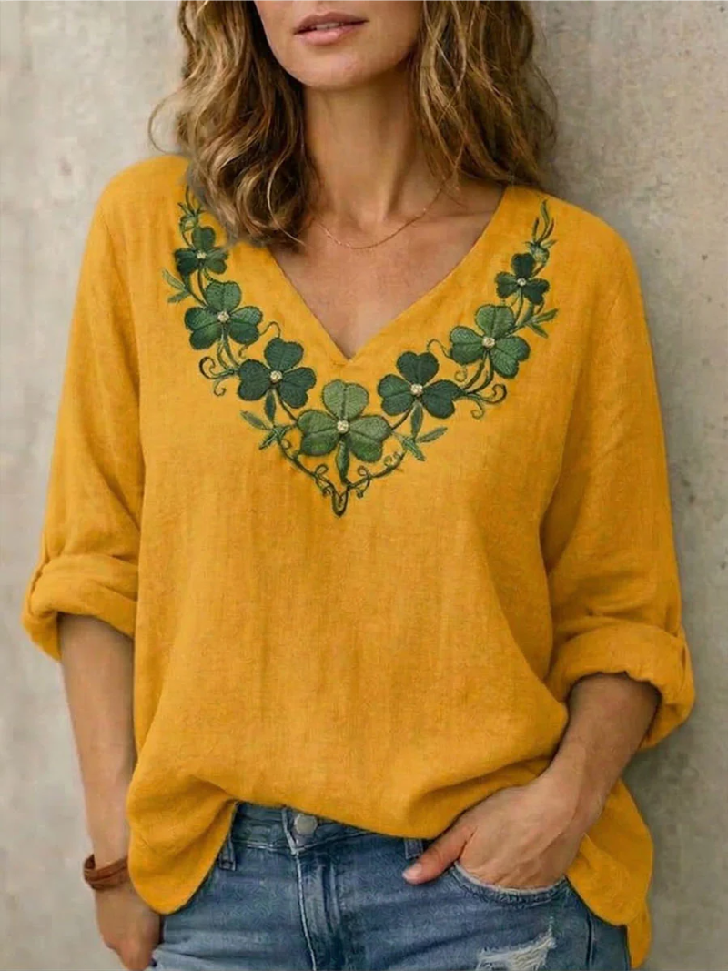 Sara – Bluse med V-hals